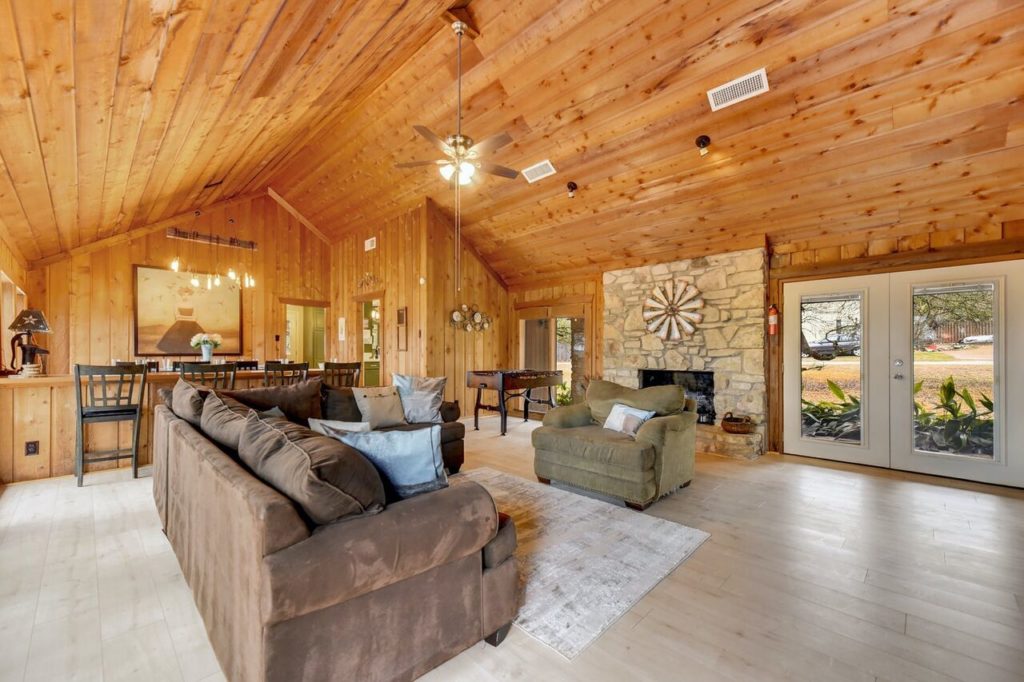 Spend the weekend in our Texas Hill Country Memorial Day rentals